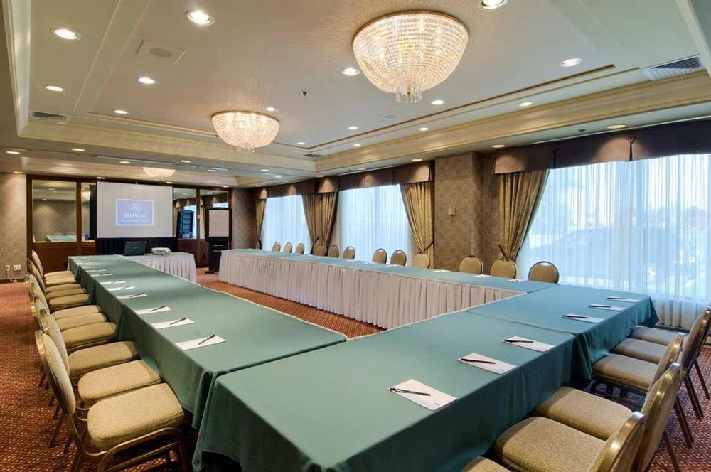 Hilton Montreal/Laval Hotel Facilities photo